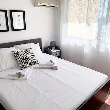 Emma Sea View * Larnaca