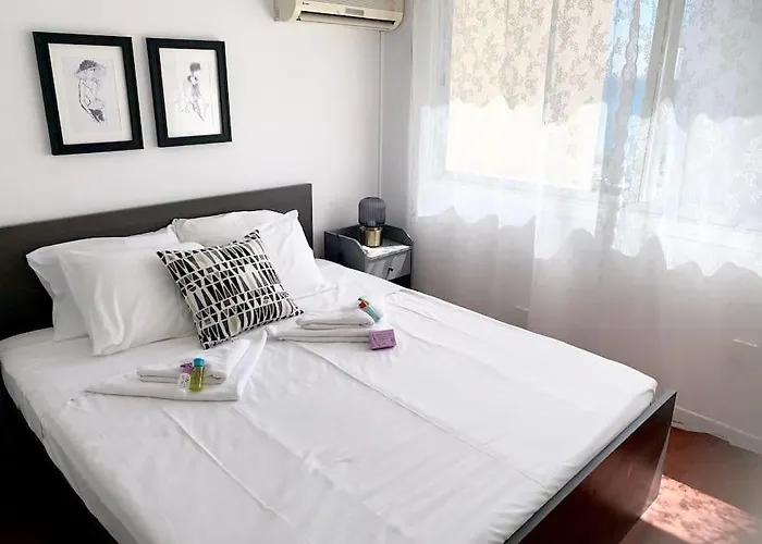 Emma Sea View * ラルナカ